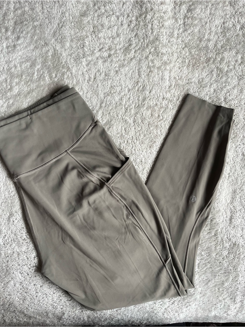 Lululemon Fast and Free High-Rise Tight 25” Pockets *Updated size 12 in Rover
